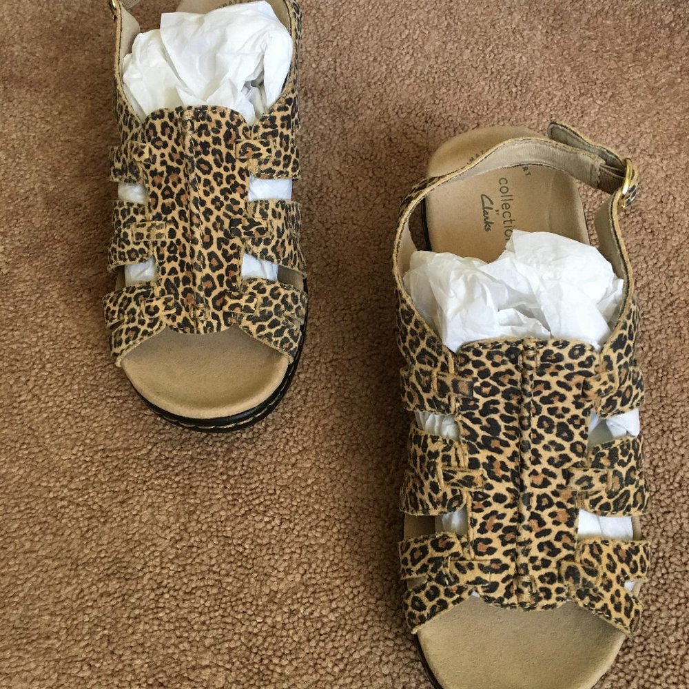 CLARKS SANDALS